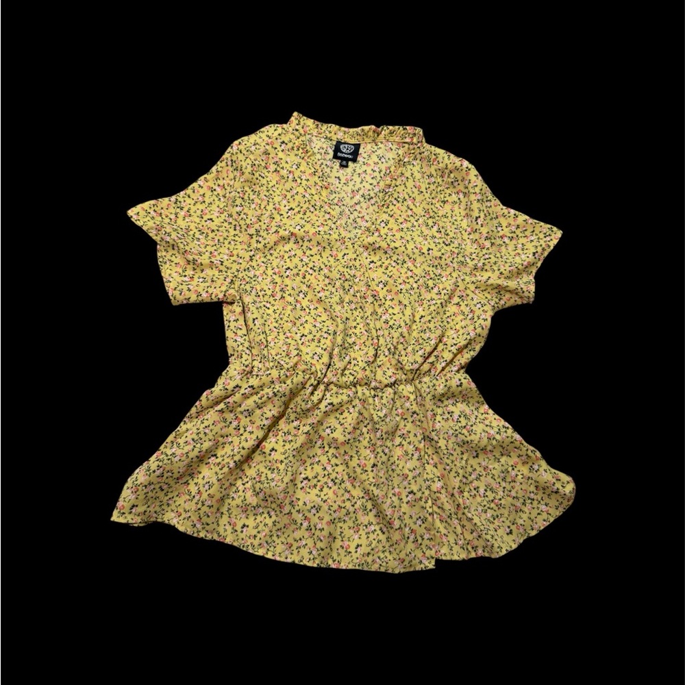 bobeau Yellow Floral Short Sleeve Peplum Blouse - Floral Yellow Shirt